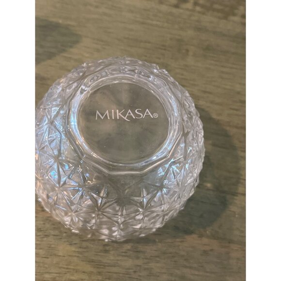 Mikasa Pineapple Crystal Covered Box 5.5" Decorative Dish - Picture 5 of 5